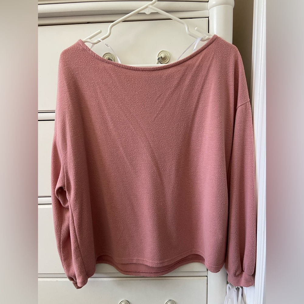 Lulu’s lounge top